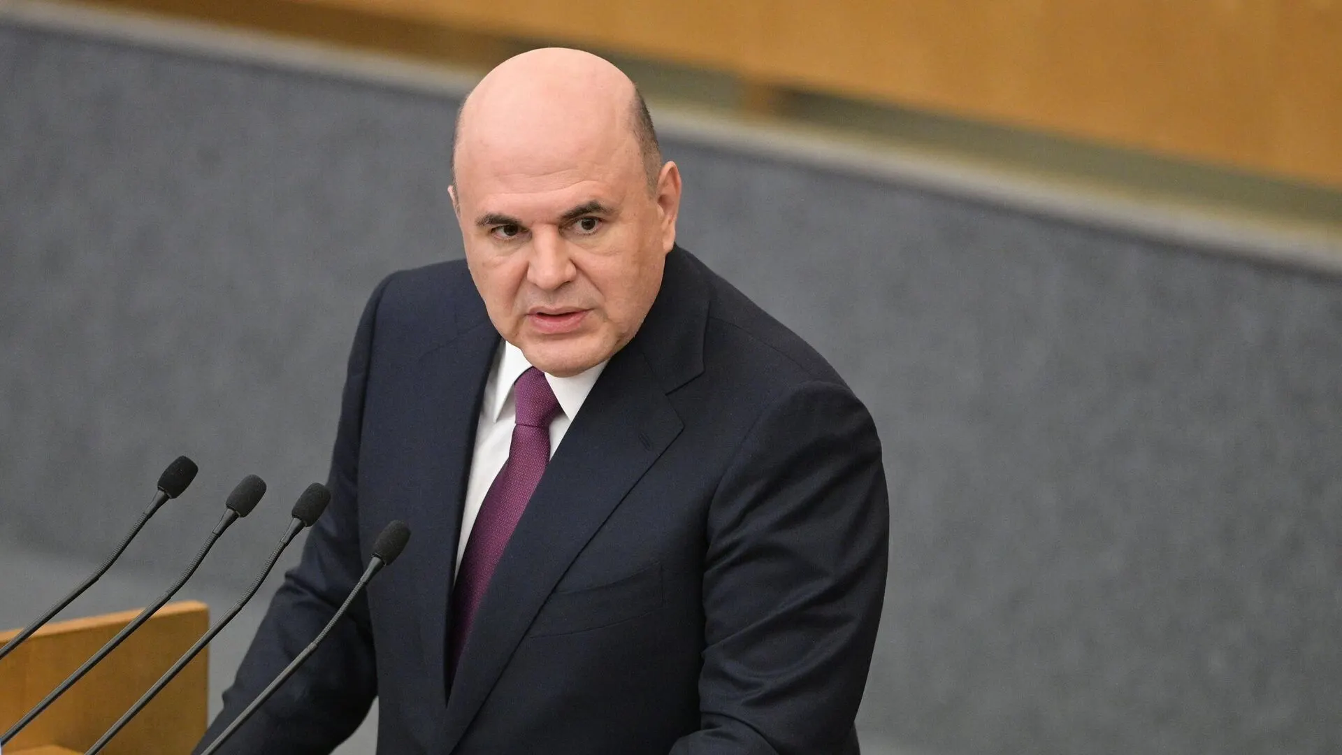 Ассоциация компаний электронной коммерции поддержала идею поэтапного введения НДС на импортные товары и предупредила, что резкое ужесточение налогообложения может увести покупателей в «серые» и нерегулируемые каналы, снизив выручку российских продавцов на маркетплейсах.
