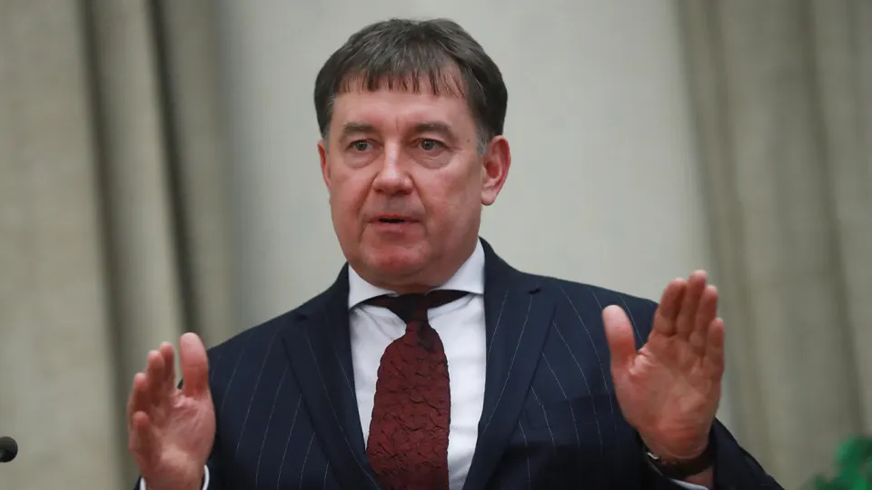 Мосгорсуд отказался удовлетворить апелляцию Виктора Момотова и оставил в силе решение о конфискации его имущества и сети отелей Marton на 9 млрд рублей из‑за связей с криминальными авторитетами и незаконным бизнесом.