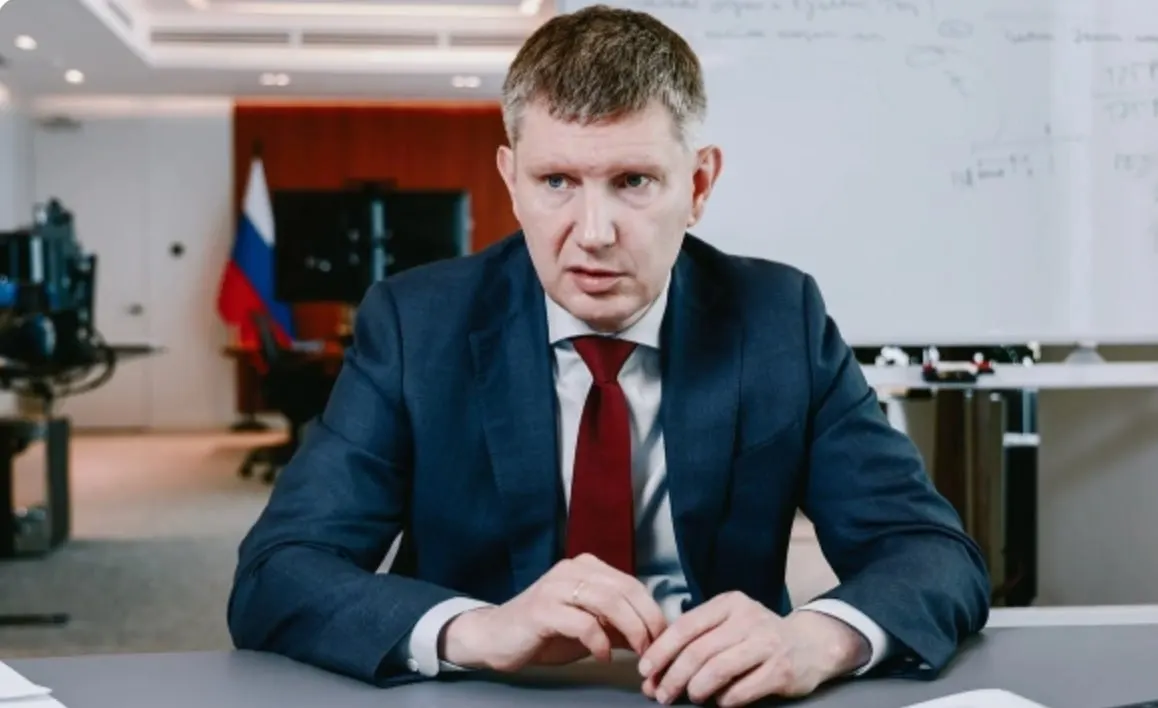 Правительство выделило три приоритета — структурные изменения, бюджетная консолидация и сохранение гибкости экономики — чтобы повысить инвестиции, занятость и производительность.