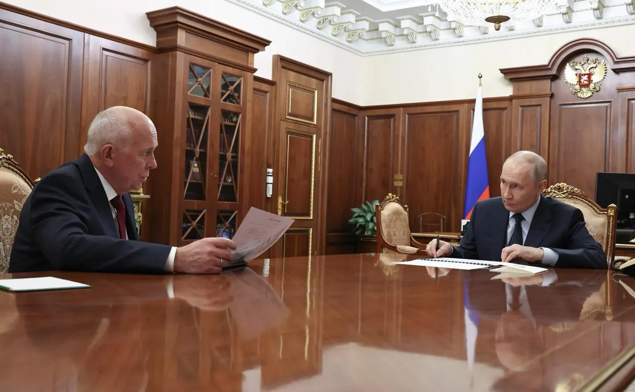 Руководство корпорации доложило президенту о задержках в производстве пассажирских самолётов: серийный запуск моделей ожидается только в следующем году, сертифицировать в этом году планируется лишь Ил‑114‑300.