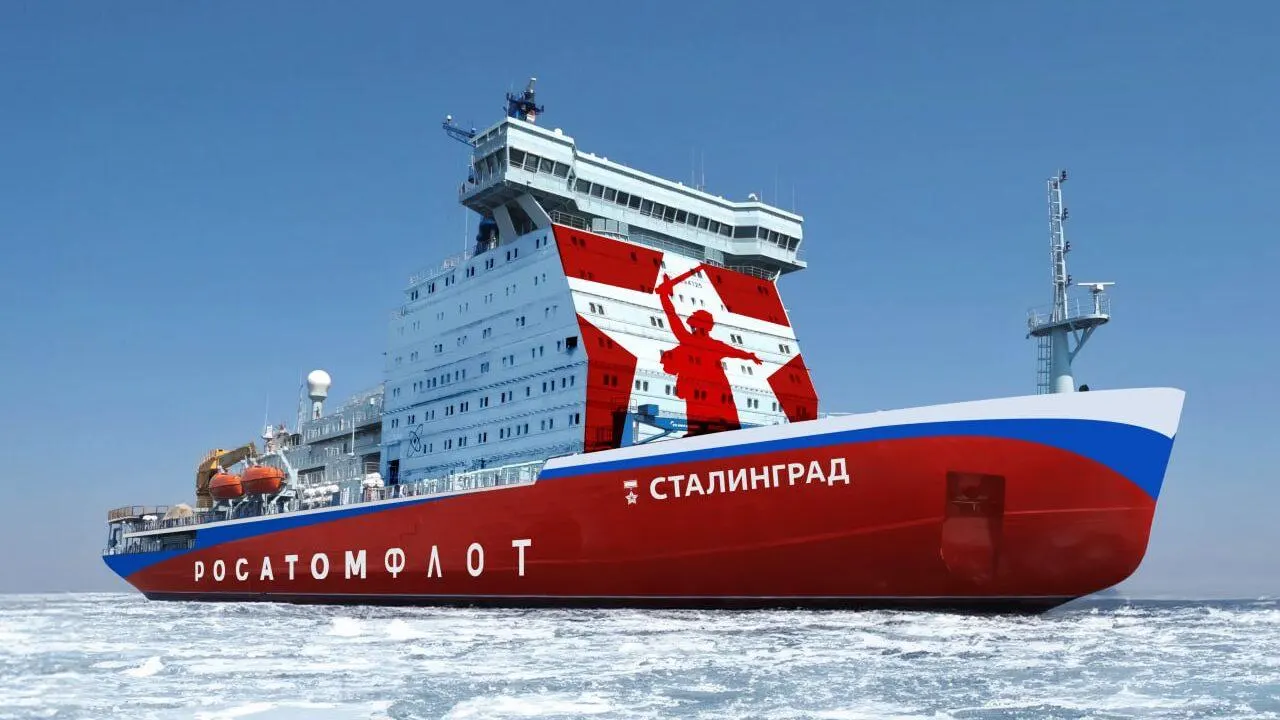 Обсуждаются два варианта — портовый сбор с экспортных грузов или плата до $2,75 за тонну на Северном морском пути в 2027–2035 годах; предполагаемые поступления по второму сценарию достигают 138 млрд руб.