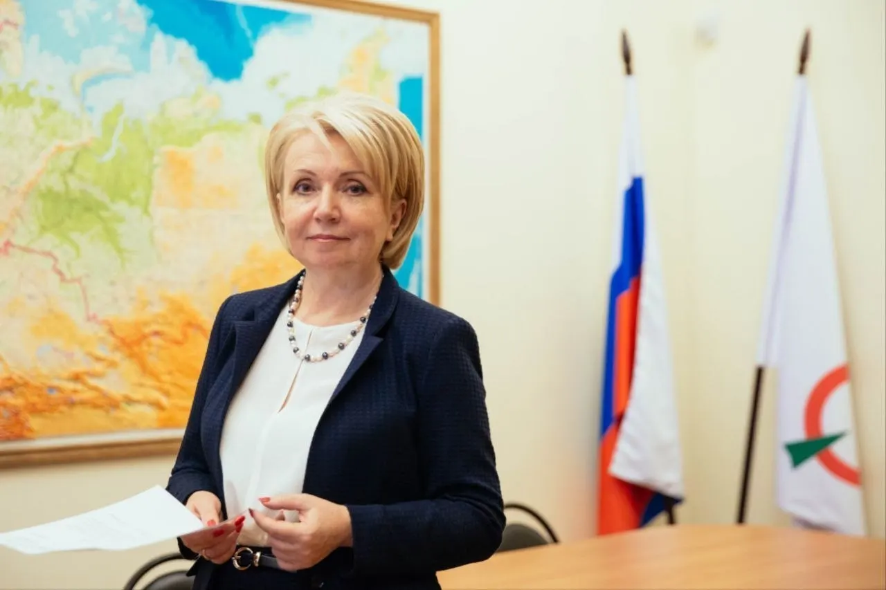 Суд отклонил апелляцию: Слабунову признали виновной по статье о демонстрации экстремистской символики из‑за предполагаемого поста в Telegram 2020 года. Защита указывает на процессуальные нарушения и сомнительную экспертизу; в регионе уже несколько дел по той же статье — партия рассматривает это как политическое преследование.