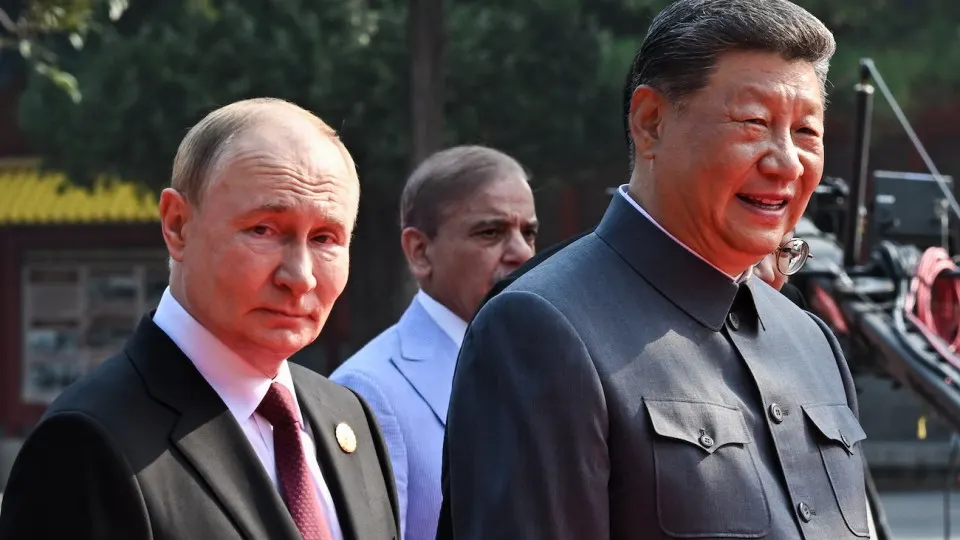 Из‑за ужесточения западных санкций Россия всё сильнее опирается на китайские поставки высокотехнологичных и двойного назначения товаров — зависимость увеличилась с 80% до 90%.