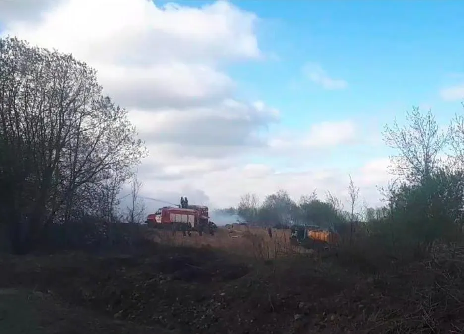 Депутат направил запрос в прокуратуру после многодневных возгораний на полигонах: дым доходил до населённых пунктов, ухудшалась видимость на дорогах, причины и ущерб устанавливаются.