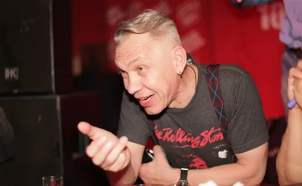 Скляр исполнит 40‑минутную программу 6 июня в Михайловском — платит региональный проект «Семейные ценности и инфраструктура культуры». Ранее музыкант публично поддерживал военные действия в Украине.