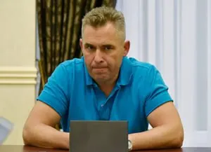 Совет ЕС расширил пакет ограничительных мер: в санкционный список попали свыше 80 физических лиц и организаций, в том числе бывший детский омбудсмен Павел Астахов и генпрокурор Александр Гуцан; также под ограничения попали ряд журналистов и блогеров.