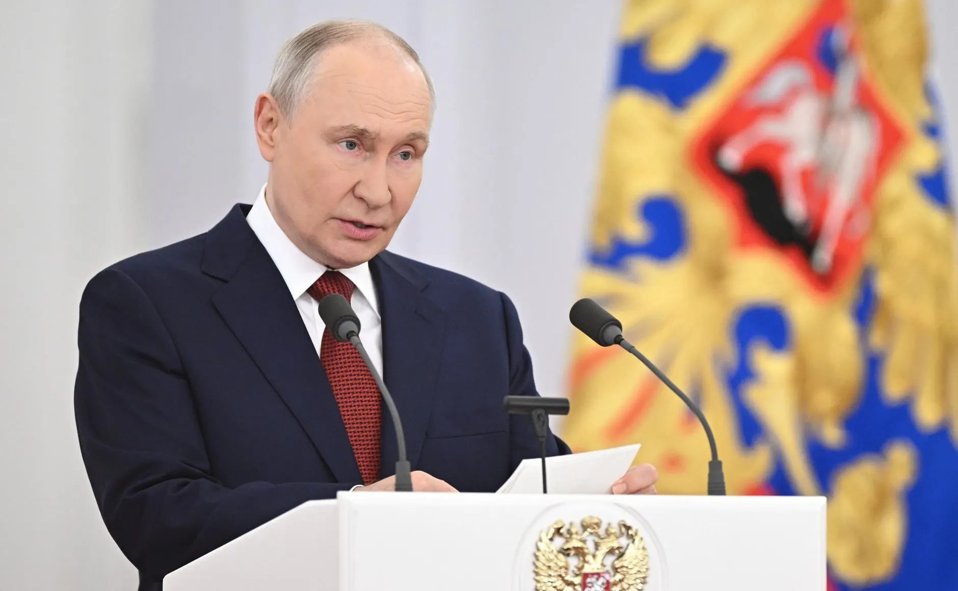 Президент заявил, что Россия добьётся целей операции, охарактеризовал западные санкции как неэффективные и обозначил приоритеты бюджетной политики на ближайшие три года.