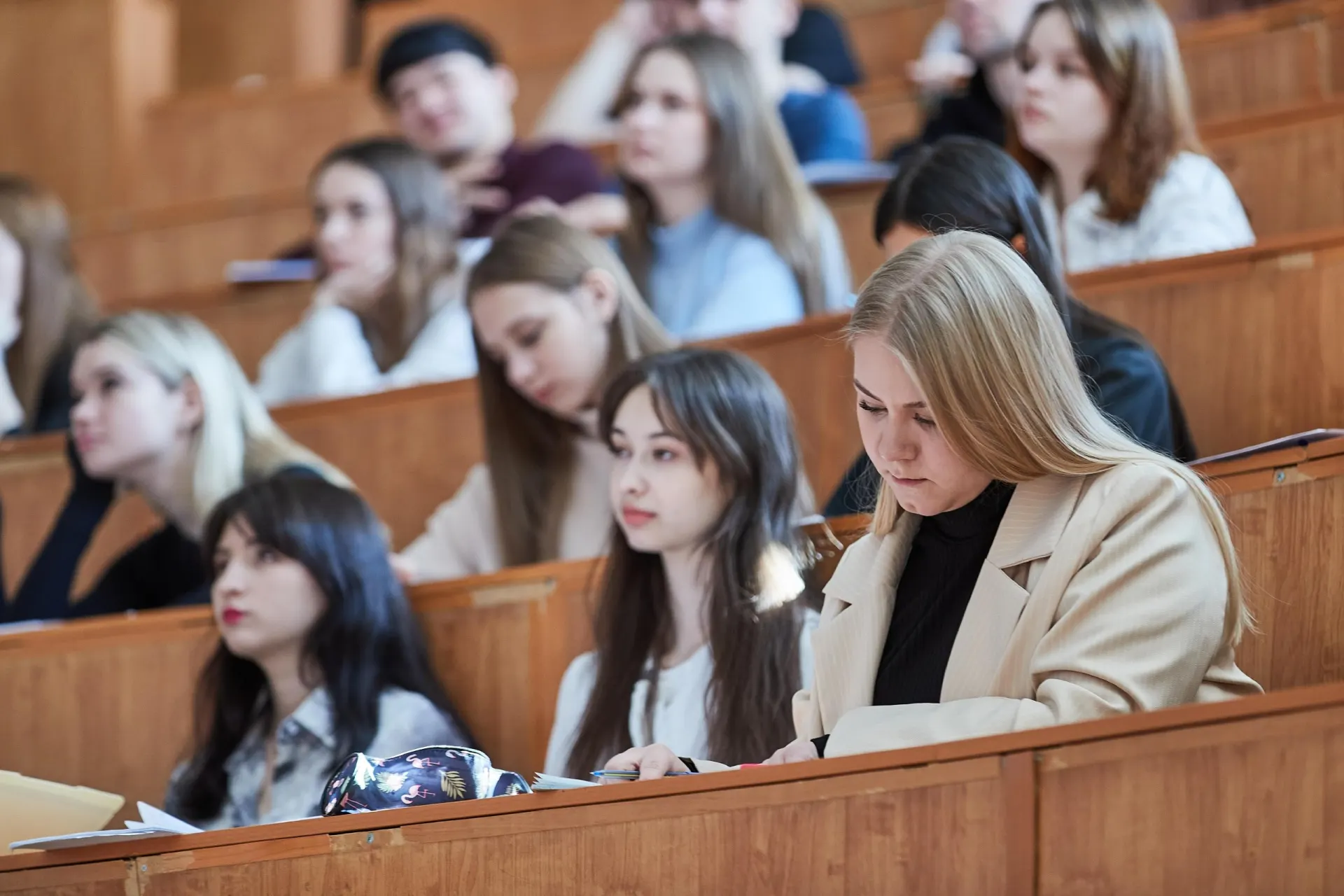 По новым правилам студентов по целевым договорам могут отчислять в любой момент, а финансовую ответственность переводят из штрафов в формат компенсаций.