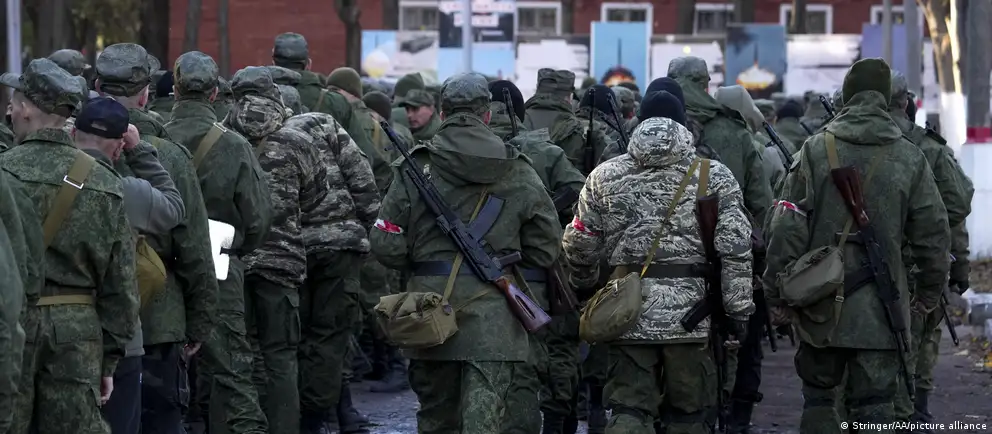 Заявления о возможном расширении мобилизации в РФ вызывают вопросы: свидетельствуют ли замедление набора контрактников и другие признаки о подготовке нового призыва, или власти действительно не планируют масштабных призывных мероприятий?