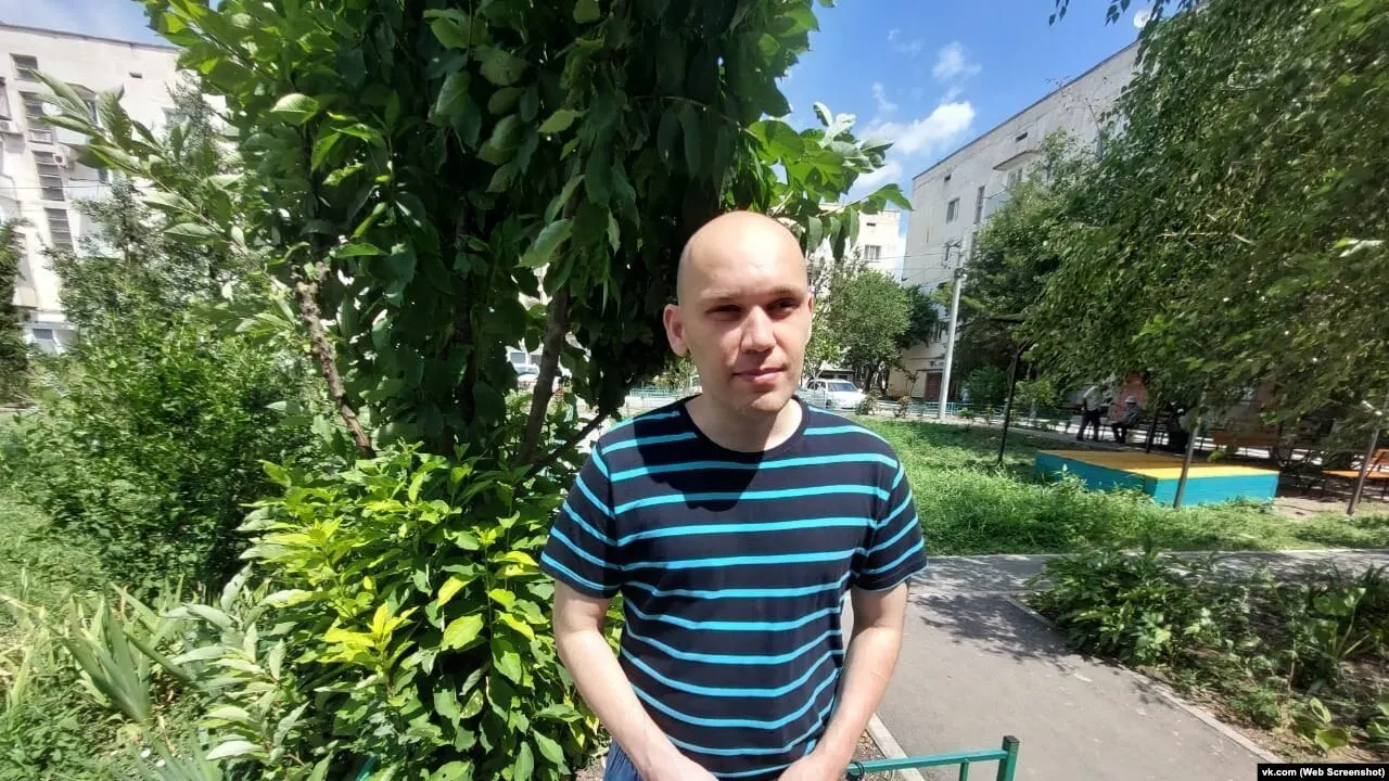 В обновлённый список «иностранных агентов» попала правозащитная организация и 137 человек, среди них инвалид I группы Игорь Никитенко из Джанкоя. Правозащитники и юристы предупреждают о рисках штрафов и уголовной ответственности.