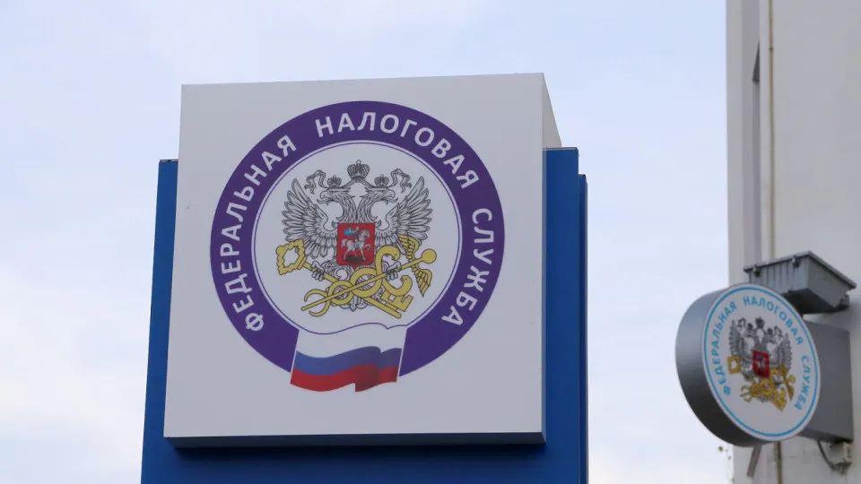 Федеральная налоговая служба направляет письма гражданам, которые купили недвижимость или авто, но не показывают соответствующих доходов. Проверки связаны с дефицитом бюджета и ростом наличных расчётов.