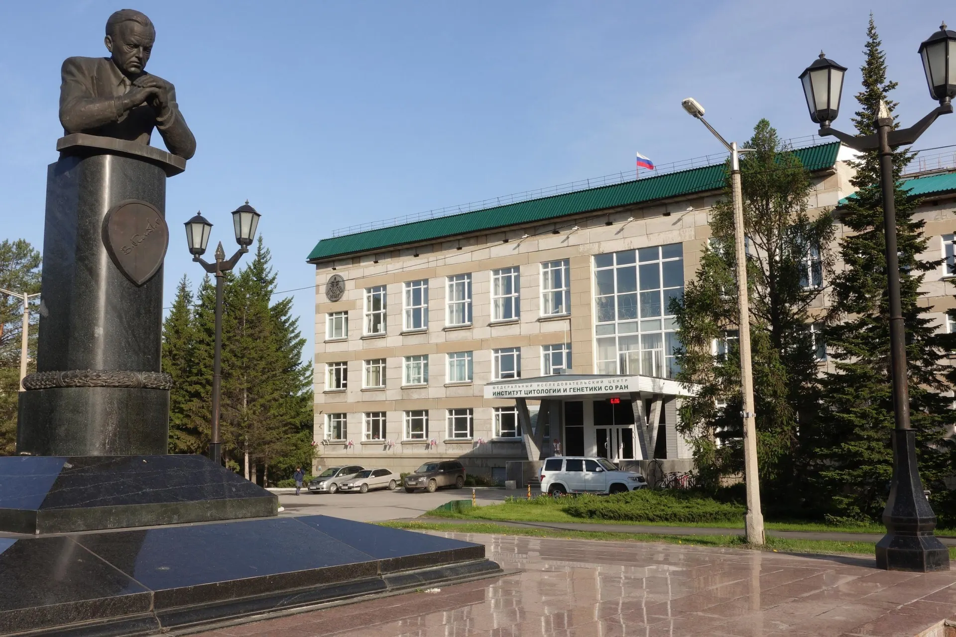 Закон №43‑ФЗ и сопутствующее постановление, вступающие в силу 1 сентября 2026 года, серьёзно ограничивают передачу генетических данных за рубеж и могут затруднить публикации, замедлить исследования и создать риски для учёных.
