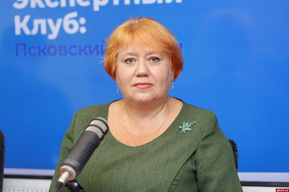 Региональная комиссия аннулировала регистрацию кандидата в Законодательное собрание Псковской области по статье о демонстрации экстремистской символики; суд назначил штраф. Это часть предвыборной практики штрафов.