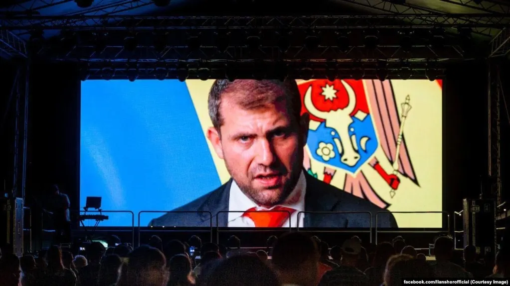 По данным с утечки, через сеть фиктивных фирм и международные банки проходили крупные переводы, призванные обходить ограничения. В материалах указаны каналы через банки в Гонконге, ОАЭ и другие регионы.