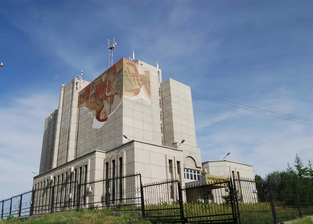 Правительство расширило возможности закрывать архивные материалы о репрессированных; Верховный суд подтвердил порядок. Что это значит для исследователей и памяти народной.