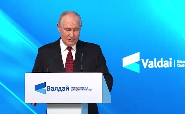 Глава государства изложил взгляд на ситуацию на Украине, отметил роль НАТО и призвал к миру и сотрудничеству.