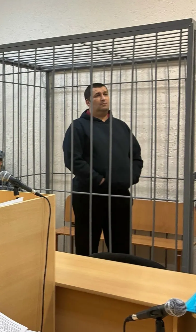 Псковский суд вынес наказание бывшему начальнику отдела за вымогательство взятки: почти восемь лет колонии, штраф и запрет на госслужбу.