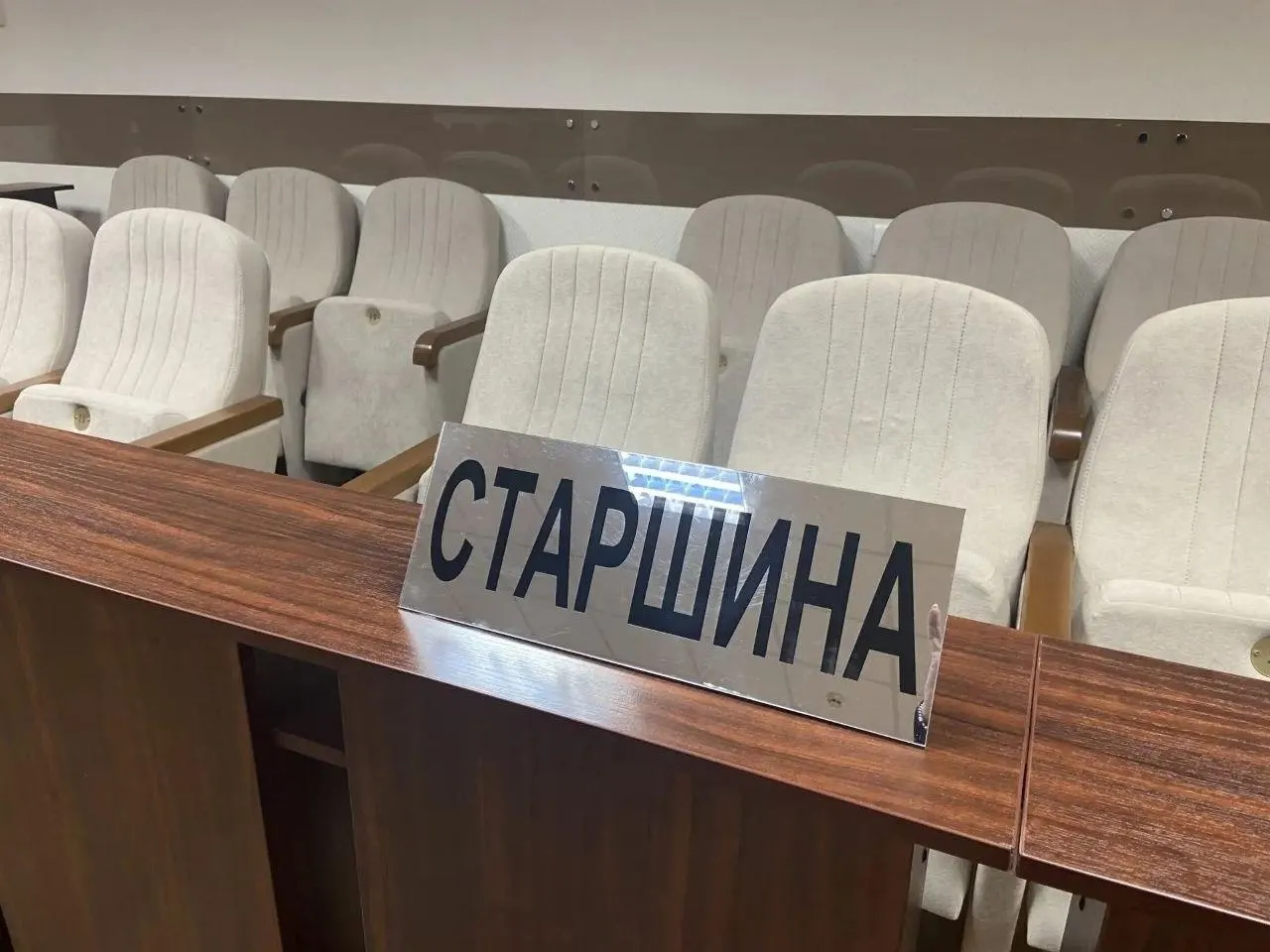 Планируют сократить число присяжных и изменить процесс совещания, усилив роль судьи.