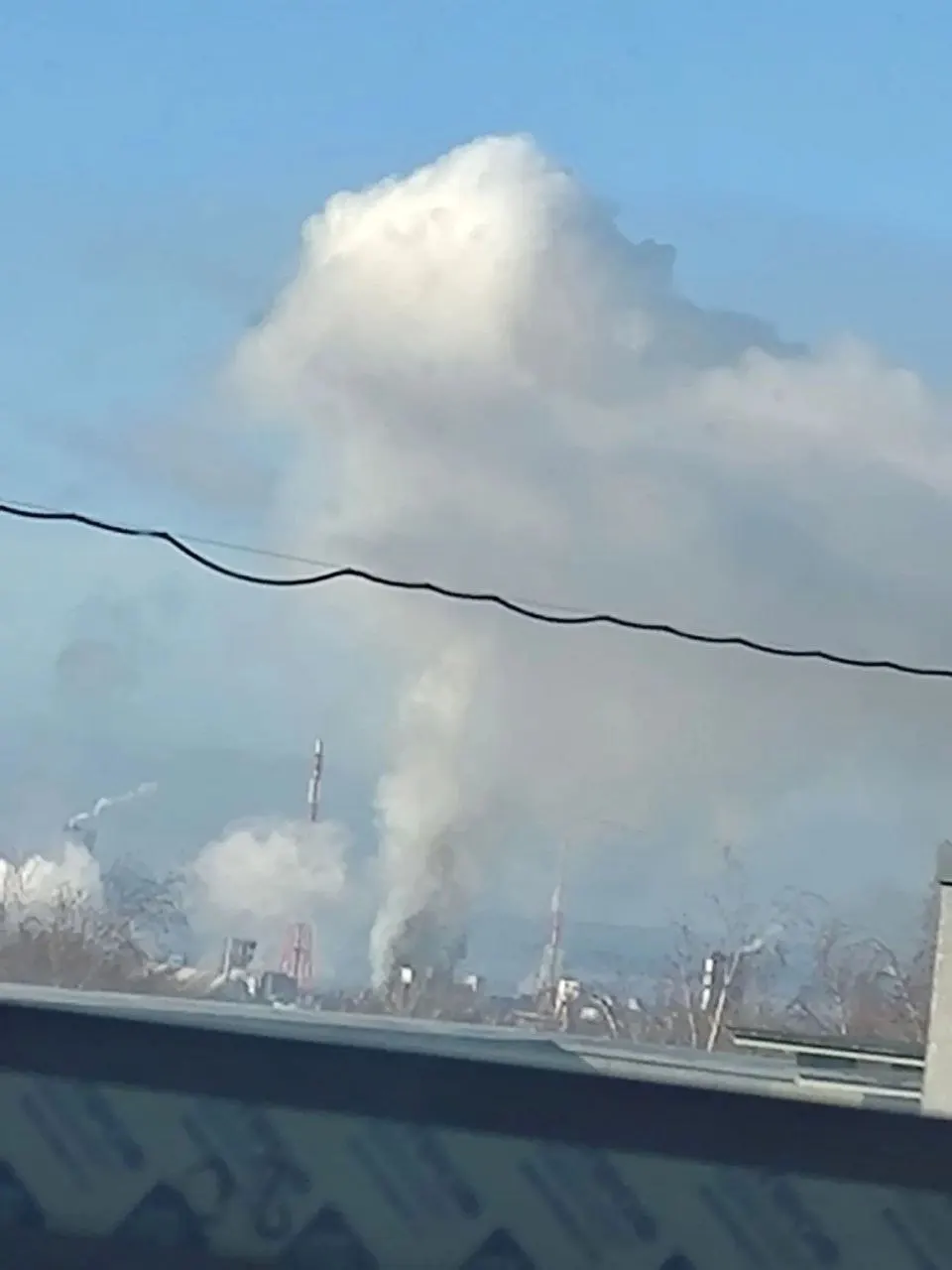 В ночь и утро 23 октября над Нижегородской областью был зафиксирован налет беспилотников: три человека ранены, повреждены дома и инфраструктура, над регионом сбито 19 БПЛА.
