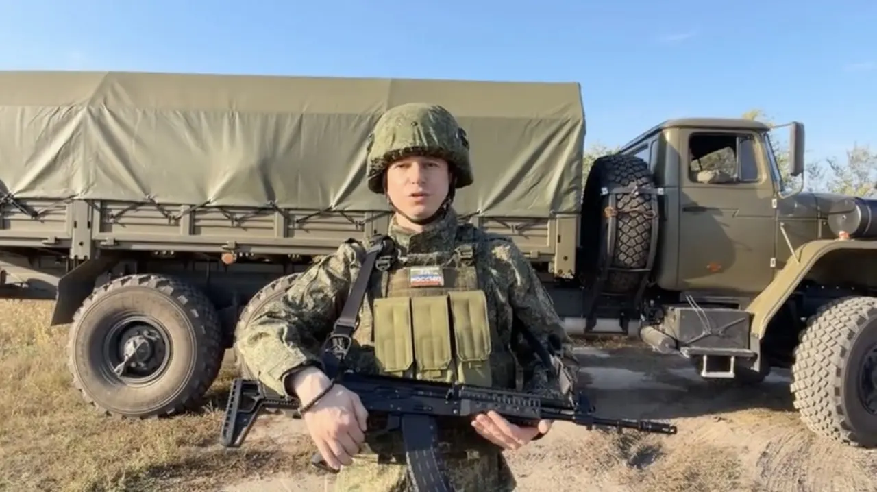 Экс-депутат Михаил Романов подписал контракт с Минобороны и подтвердил, что стал военнослужащим, отправляясь в зону специальной военной операции.